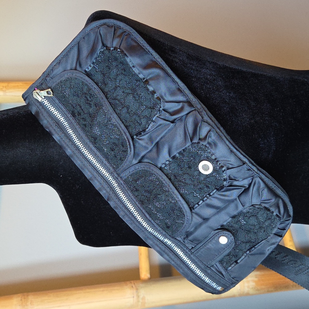 Vintage NWOT Lululemon Travel Pooch Belt Bag - O/S